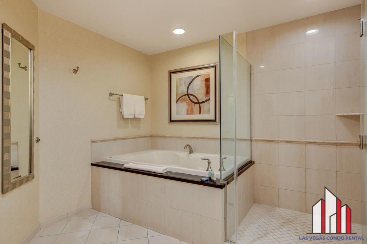 Mgm Signature-24-709 Strip View Jacuzzi Studio Las Vegas Esterno foto